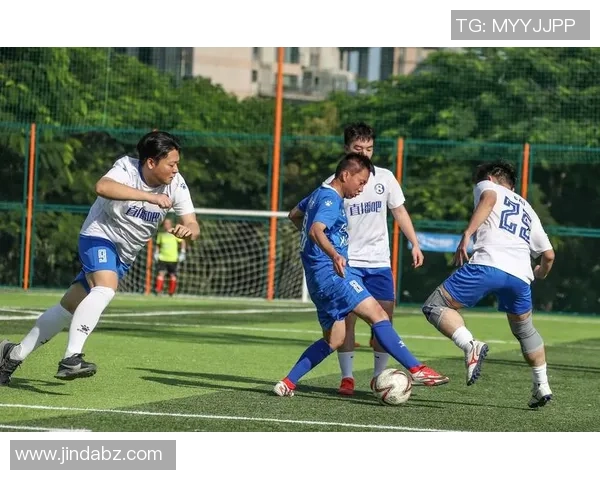 成都足球队的节奏革新探索与发展之路：重塑城市足球文化新篇章