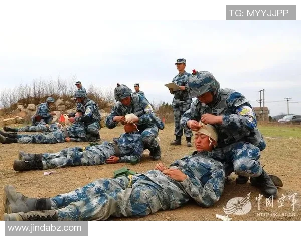 武汉攀岩队边路渗透战术解析与实战应用探讨